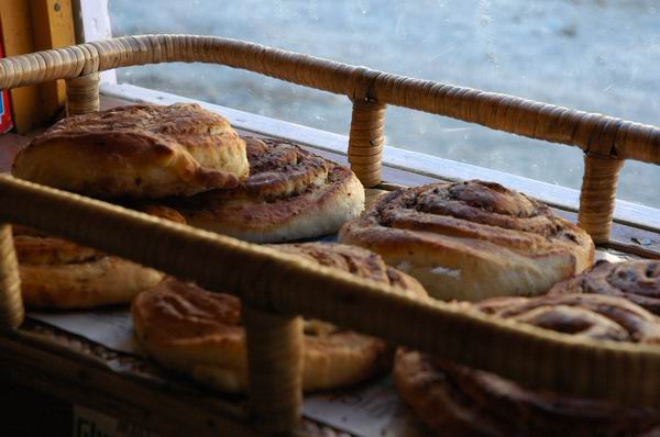 Yum, fresh Cinnamon rolls! And really good ones too!