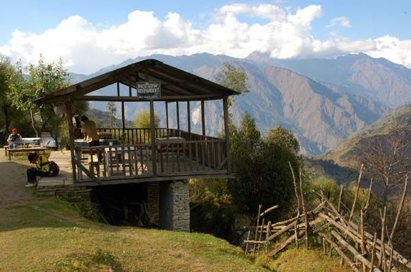 More stunning scenery along the trail. This tea shop is perched on the edge of the hill with outstanding views all around.