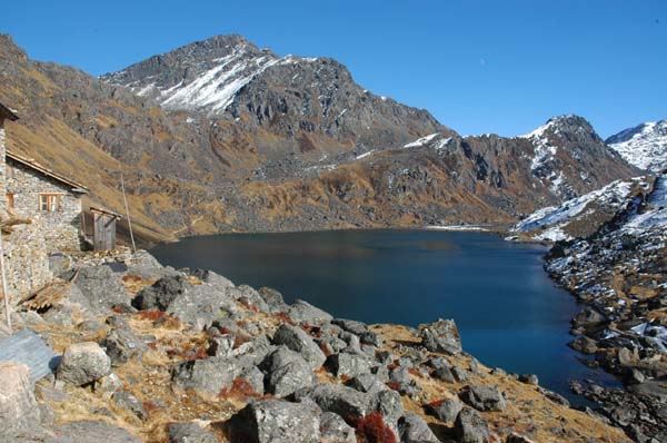 Gosainkund lake