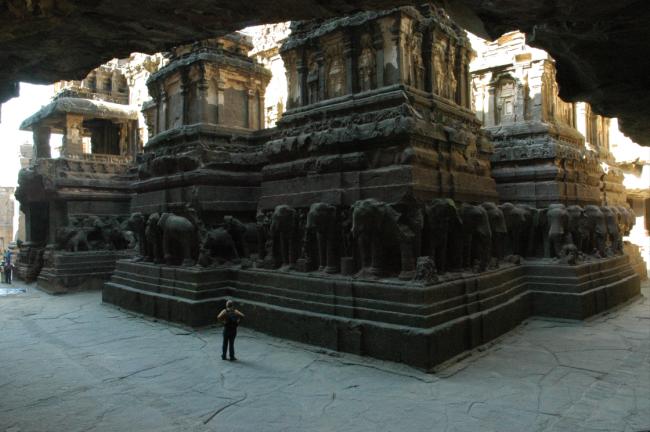 Walking around this huge ediface - it is truly amazing how large and beautifully carved the temple is.